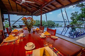 South Point Cottage - Whole Villa 3 Bedrooms (Sleeps 6)