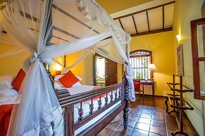 The Chalet - Whole Villa 2 Bedroom (Sleeps 4)