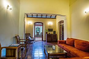 The Chalet - Whole Villa 2 Bedroom (Sleeps 4)