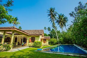 The Chalet - Whole Villa 2 Bedroom (Sleeps 4)