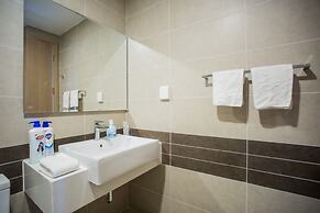 River Gate Quan 4 Luxury Apartment