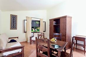 Residence with swimming-pool in Arborea