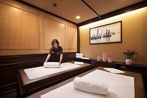 Amanda Grand Lux Cruises Ha Long Bay