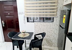 Comfy & Cozy Hideout  Close to Highway