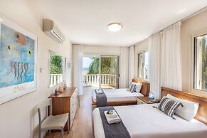 Larnaca Chelidonia Seafront Villa