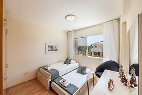 Larnaca Chelidonia Seafront Villa