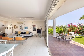 Larnaca Chelidonia Seafront Villa