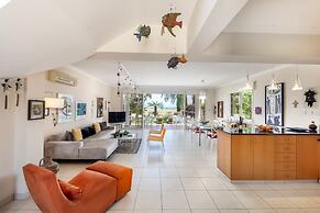 Larnaca Chelidonia Seafront Villa