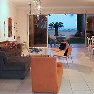 Larnaca Chelidonia Seafront Villa