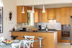 Larnaca Chelidonia Seafront Villa