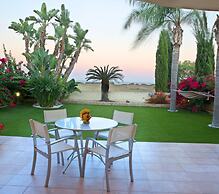 Larnaca Chelidonia Seafront Villa