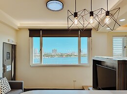 Canal16 HarborView Studio