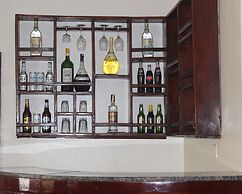 Montane Safaris Hotel