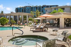 TWO CozySuites at Kierland Commons
