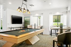 TWO CozySuites at Kierland Commons