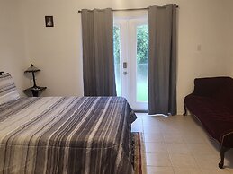 Y's HomePlace New Orleans Guest House