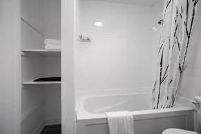 The Station Aparthotel