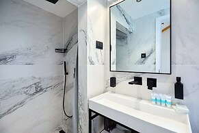 Black Water Bay house