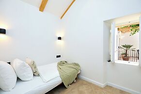 Black Water Bay house