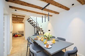 Black Water Bay house