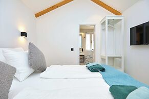 Black Water Bay house