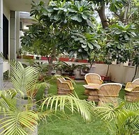 BlueNeck Sec 41 Millenium City Centre