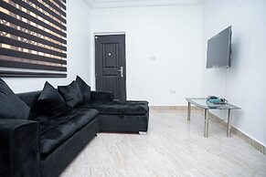 Cute & Comfy Condo  Close to Highway
