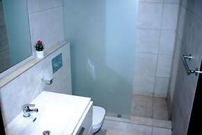 Fantastic Luxury Gem 5 Location Pool Gym