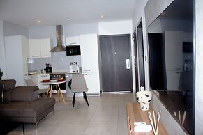 Fantastic Luxury Gem 5 Location Pool Gym