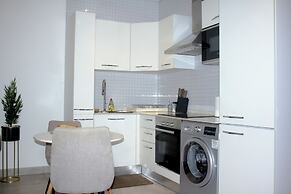 Fantastic Luxury Gem 5 Location Pool Gym