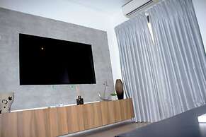 Fantastic Luxury Gem 5 Location Pool Gym