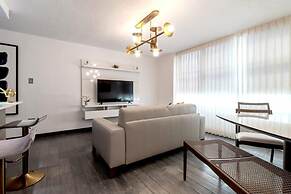 1 Bed 1 Bath 1 Parking Boutique Apt