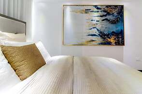 1 Bed 1 Bath 1 Parking Boutique Apt