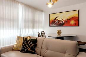 1 Bed 1 Bath 1 Parking Boutique Apt