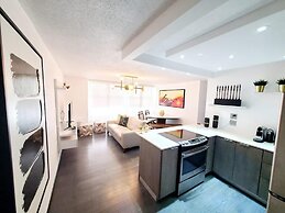 1 Bed 1 Bath 1 Parking Boutique Apt