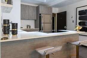 1 Bed 1 Bath 1 Parking Boutique Apt