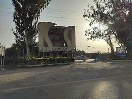 New Mehwish Hotel