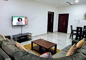 Gorgeous Quiet & Comfy Close to Highway