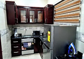 Gorgeous Quiet & Comfy Close to Highway