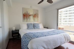 Romanna's Oahu Getaway with Heated Pool & City Views