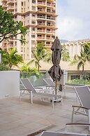 Romanna's Oahu Getaway with Heated Pool & City Views