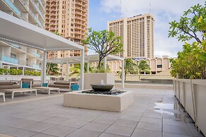 Romanna's Oahu Getaway with Heated Pool & City Views