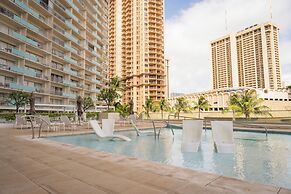 Romanna's Oahu Getaway with Heated Pool & City Views