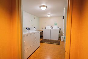 Romanna's Oahu Getaway with Heated Pool & City Views