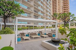 Romanna's Oahu Getaway with Heated Pool & City Views