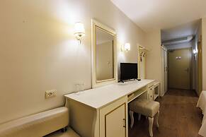 Riverside rooms at Hotel Fieri