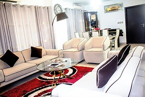 Immaculate Beauty Gem Location Pools Gym