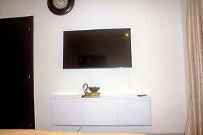 Immaculate Beauty Gem Location Pools Gym