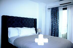 Immaculate Beauty Gem Location Pools Gym