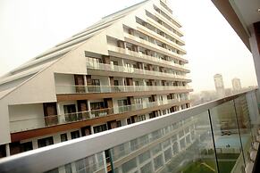 Immaculate Beauty Gem Location Pools Gym